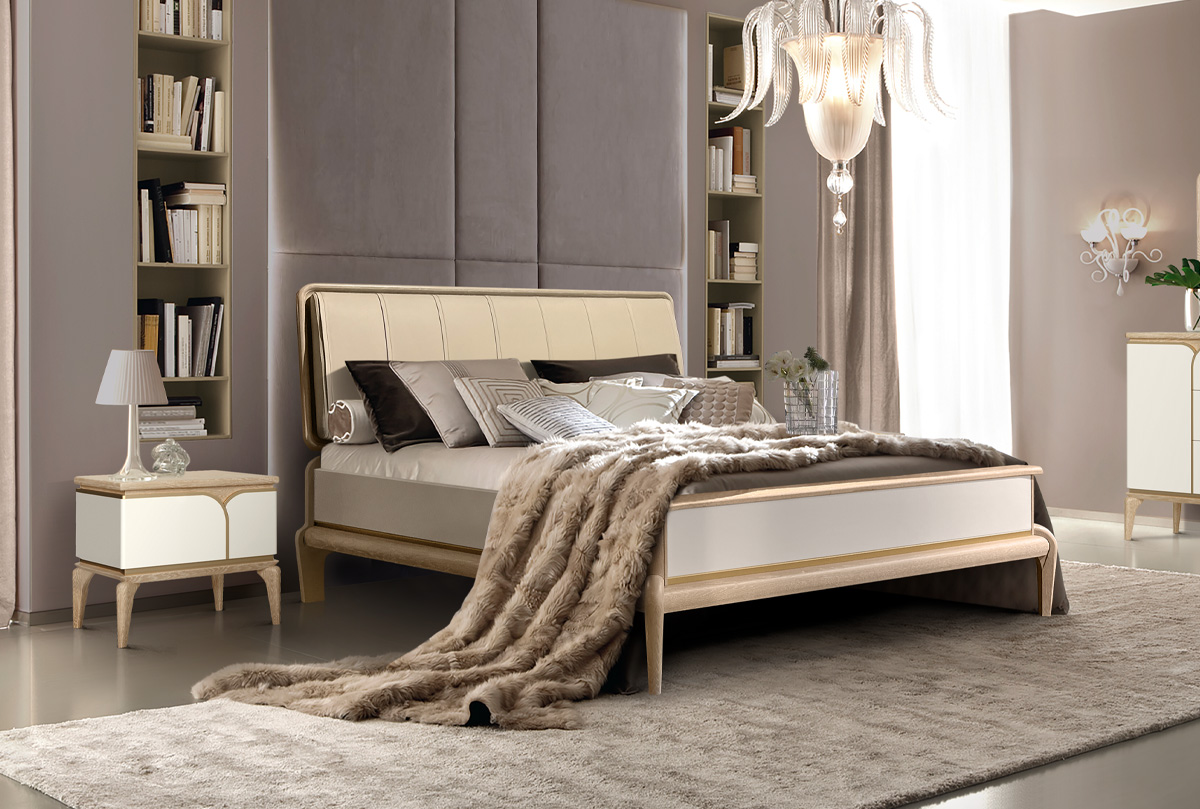 Кровать из массива дуба