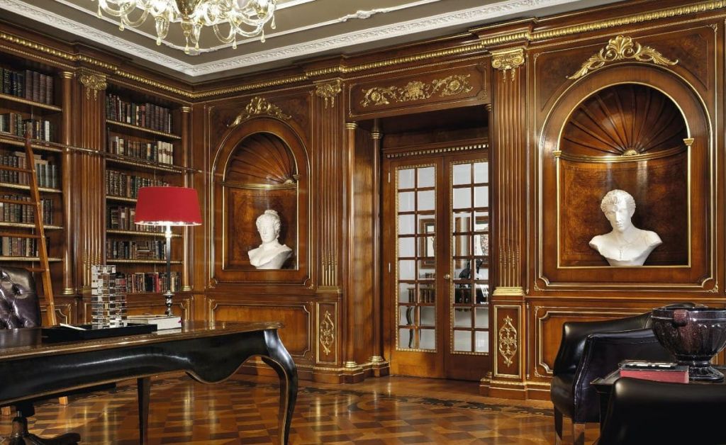 Итальянский рабочий стол Ital'yanskij rabochij stol