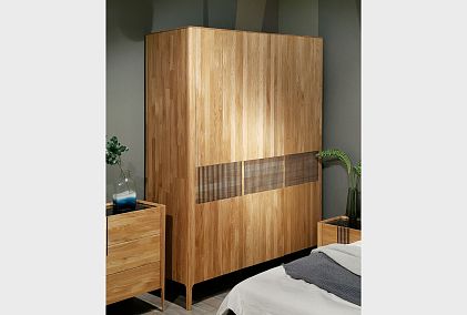 Шкаф для одежды 3-х дверный "Bergamo"