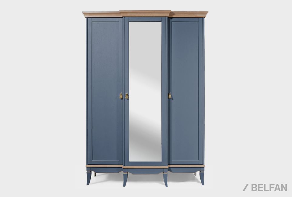 Шкаф для одежды 3-х дв. "Стюарт" (с зеркалом) массив и шпон дуба 1