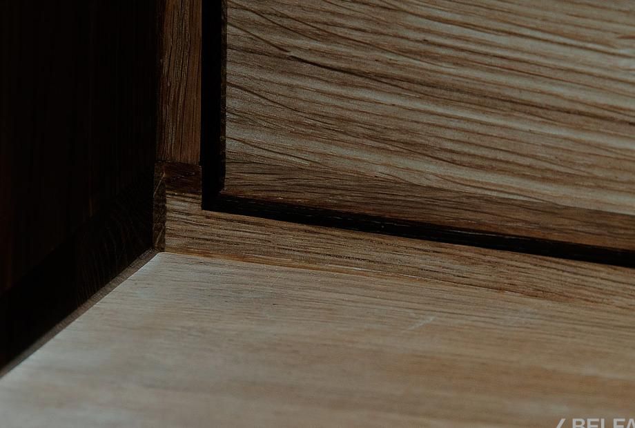 Шкаф навесной "Ирвинг" 120 (левый) массив дуба 2