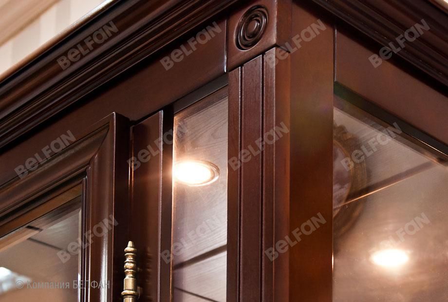 Шкаф с витриной "Полонез" 01 массив и шпон бука 3