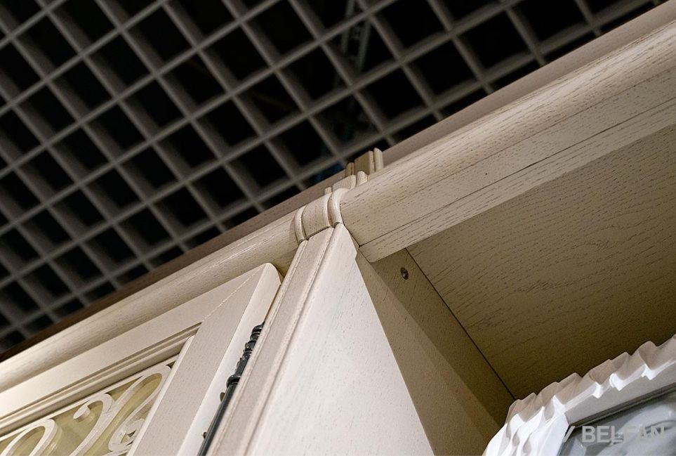 Шкаф 1-но дверный со стеклом "Тэфи" (правый) массив и шпон дуба 5