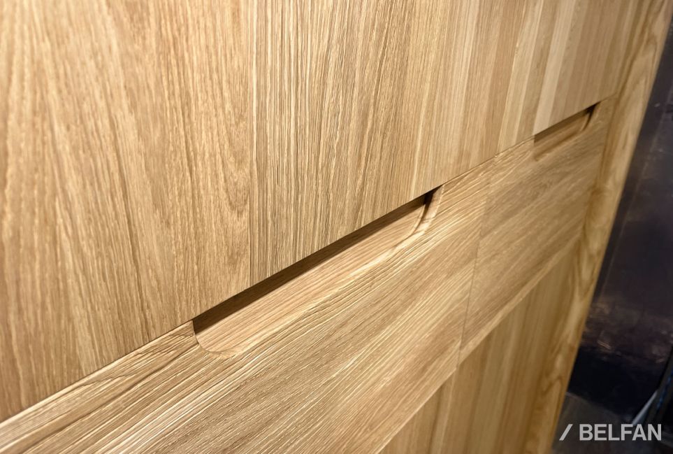 Шкаф для одежды 4-х дверный "Bremen" массив дуба 5