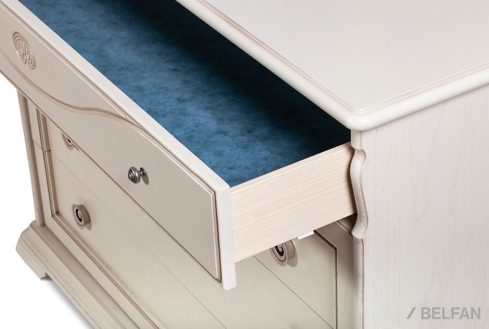 Комод "Лика" массив и шпон дуба 3