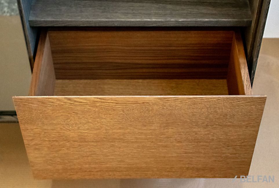 Тумба высокая "Монреаль" (стекло) массив и шпон дуба, МДФ, металл 4