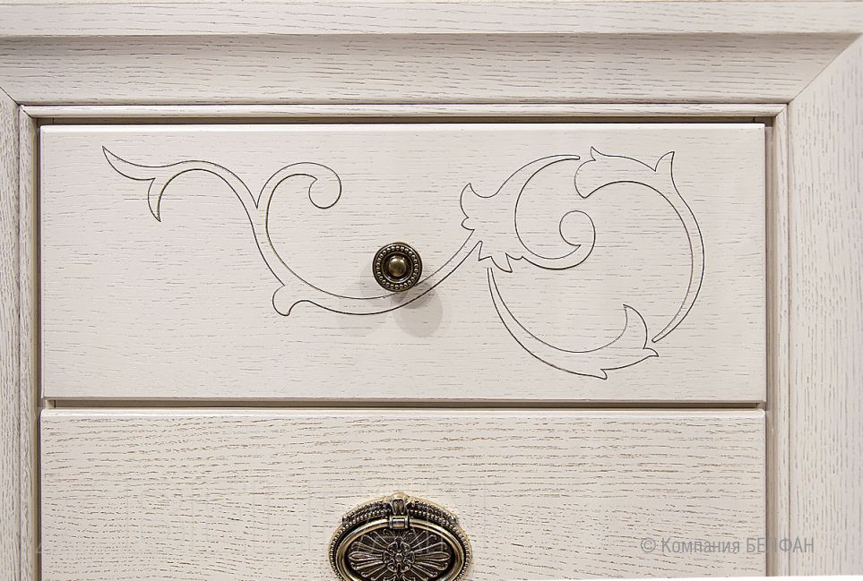 Тумба прикроватная "Соната" (декор) массив и шпон дуба 6