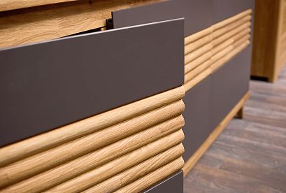 Тумба "Wallstreet" 3; 3 двери; *А-012.33; к-бейц-масло, ф-антрацит, вст-бейц-масло