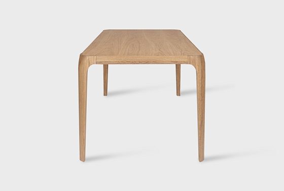 Стол обеденный "Бергамо" классик массив дуба 4