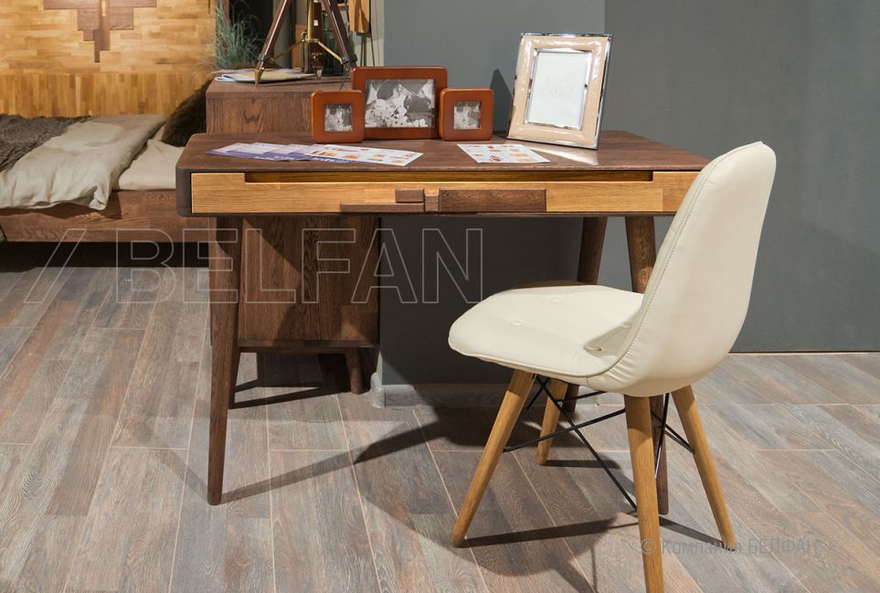 Стол туалетный "Irving Design" массив дуба 8