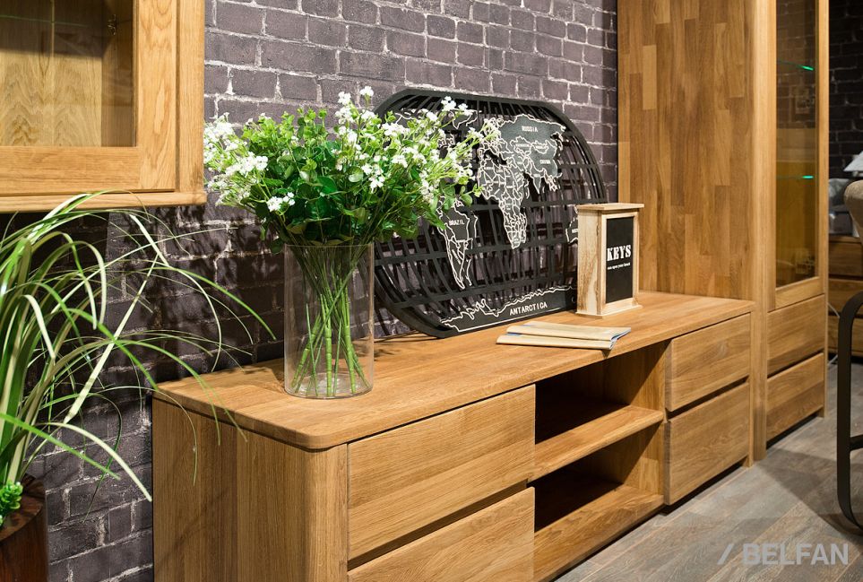 Тумба под ТВ "Норд" массив дуба 2