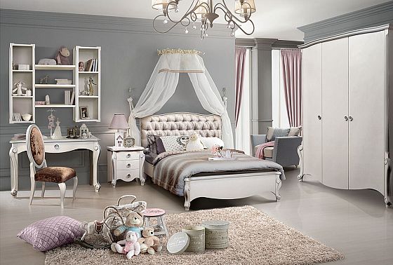 Стол туалетный "Луиза" массив и шпон дуба 6