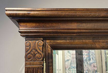 Шкаф с витриной "Престиж" 3