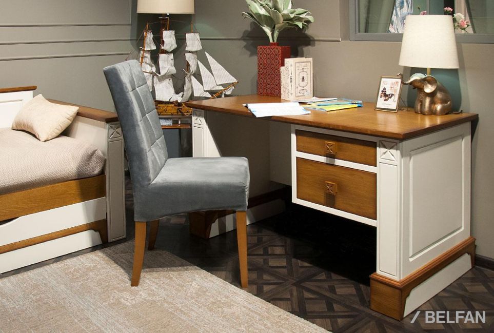 Стол письменный "Brianson" (1 тумба справа) массив и шпон дуба, МДФ 1