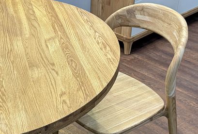 Стол обеденный "Мидгард" (раскладной); раскл.; 1200-1600x1200; дуб натуральный