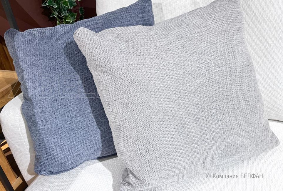 "Леформ" диван с оттоманкой 2