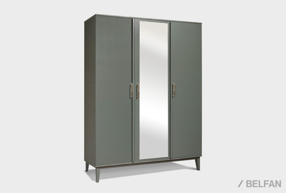 Шкаф 3-х дверный "Chicago" массив и шпон дуба 1