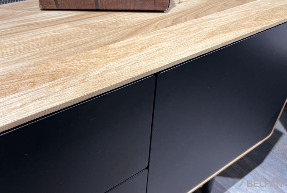 Тумба под ТВ высокая "Норман" 3 (с ящиками) массив дуба, МДФ, металл 3