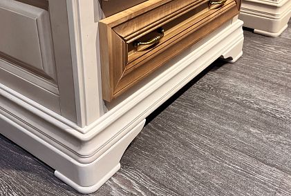 Шкаф с витриной 1-но дв. "Оливия" (правый)