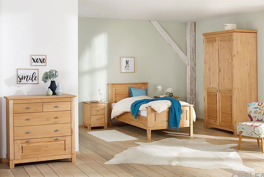 Тумба прикроватная "Рауна" 02 массив сосны 3