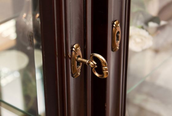 (Полонез) Фацет (скошенная грань) на стеклах