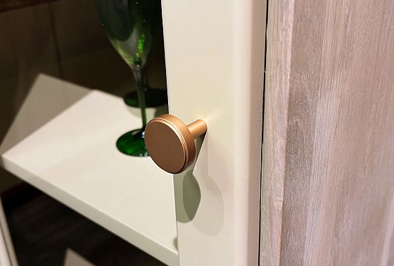 Витрина 1-но дверная "Меридиан" (левая) массив дуба, МДФ 6