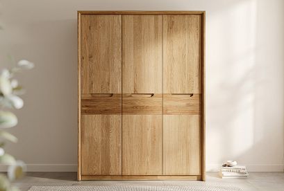 Шкаф для одежды 3-х дверный "Бремен"; дуб натуральный