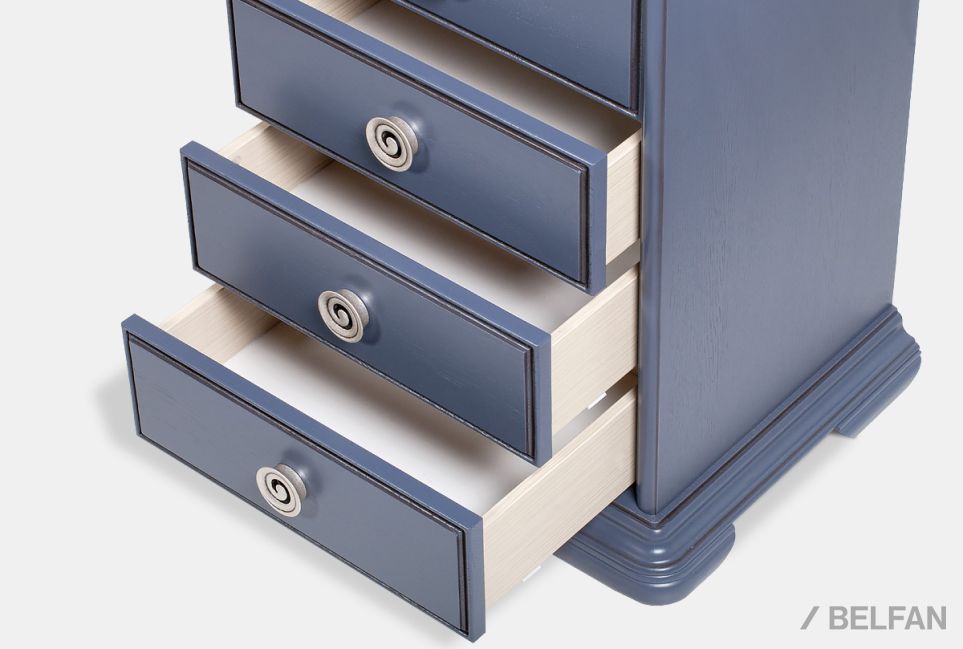 Комод высокий "Лика" массив и шпон дуба 4