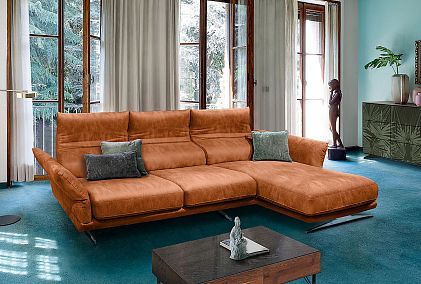 "Бенд" диван с оттоманкой