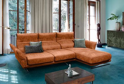 "Бенд" диван с оттоманкой