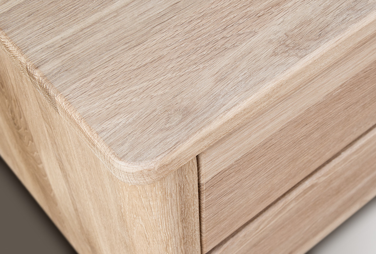 Тумба под ТВ "Норд" массив дуба 5