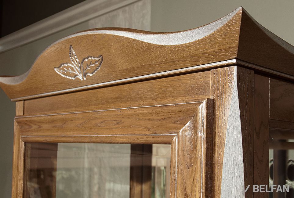 Шкаф с витриной 1-но дв. "Трио" (левый) массив и шпон дуба 3