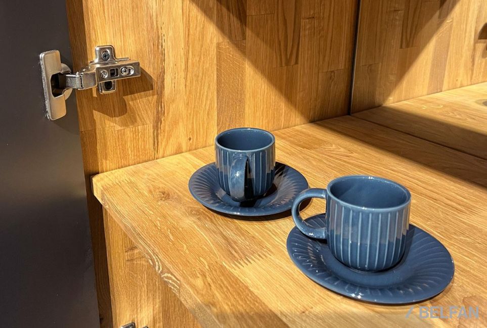 Шкаф с витриной 1-но дверный "Wallstreet" (левый) массив дуба, МДФ 7