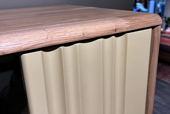 Витрина 1-но дверная "Меридиан" (левая) массив дуба, МДФ 6