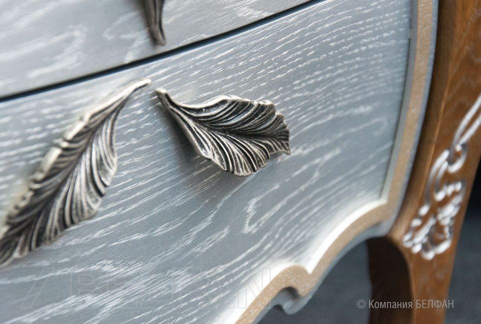 Тумба прикроватная "Трио" массив и шпон дуба 2