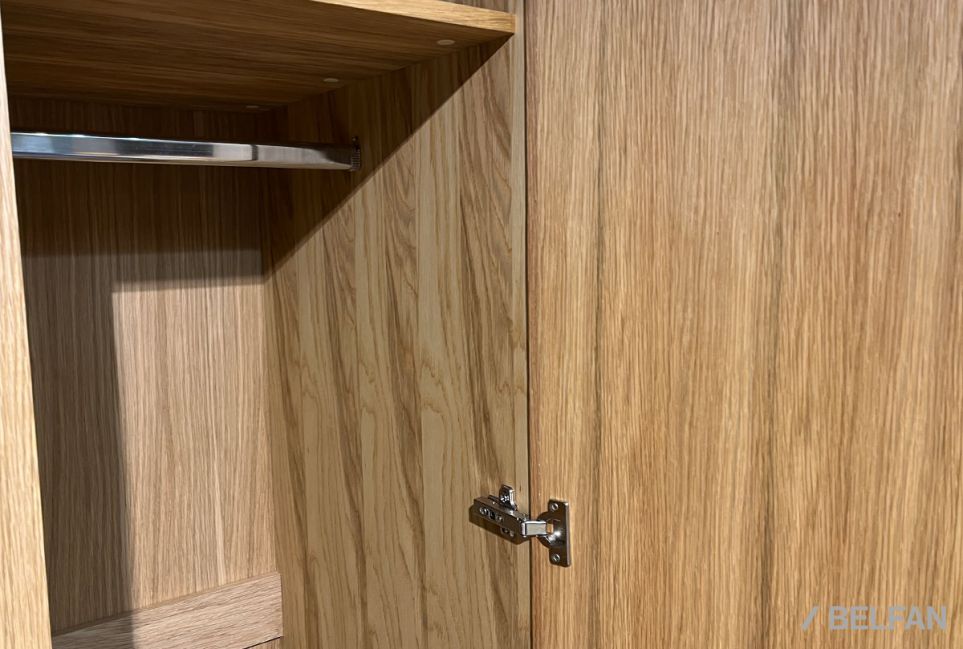 Шкаф для одежды 4-х дверный "Elva" массив и шпон дуба 5