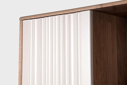 Витрина 2-х дверная "Меридиан" с нишей (комбинированная)