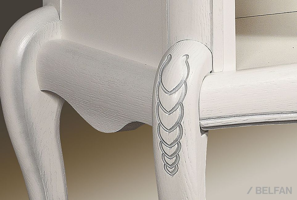 Консоль "Fleuron" массив и шпон бука 2