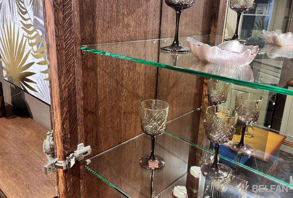 Витрина 1-но дверная «Дакота» (левая) массив и шпон дуба, МДФ 5