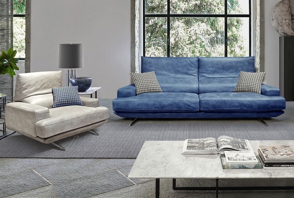 "Капристо" диван 3-х местный; нераскл.; 32; начальная группа кожи