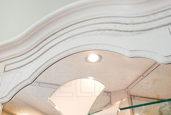 (Давиль) Внутренняя подсветка в витринах