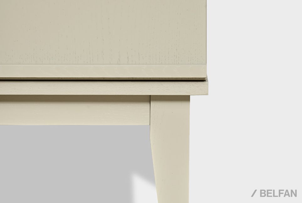 Тумба 4-х дв. "Chicago" массив и шпон дуба 6