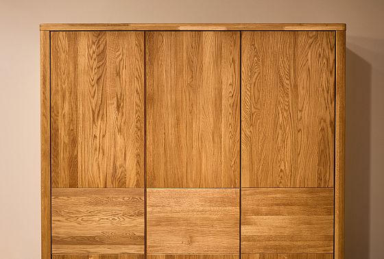 Шкаф для одежды 3-х дверный "Норд" массив дуба 11