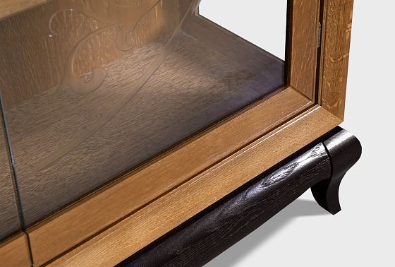 Тумба высокая "Соната" (стекло) массив и шпон дуба 6