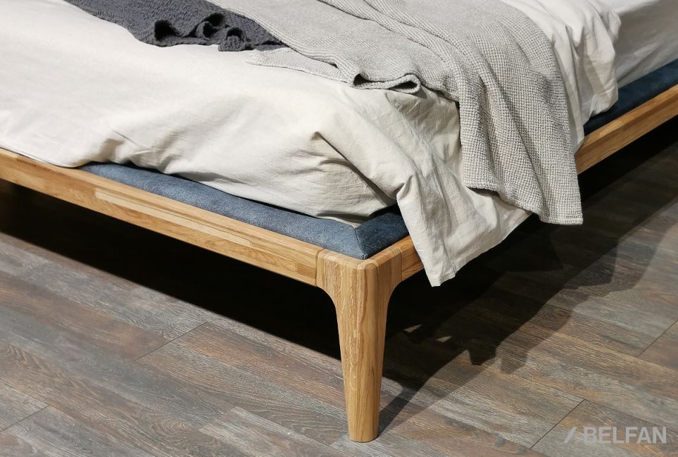 Кровать "Bergamo" (мягкое изголовье) массив дуба 3