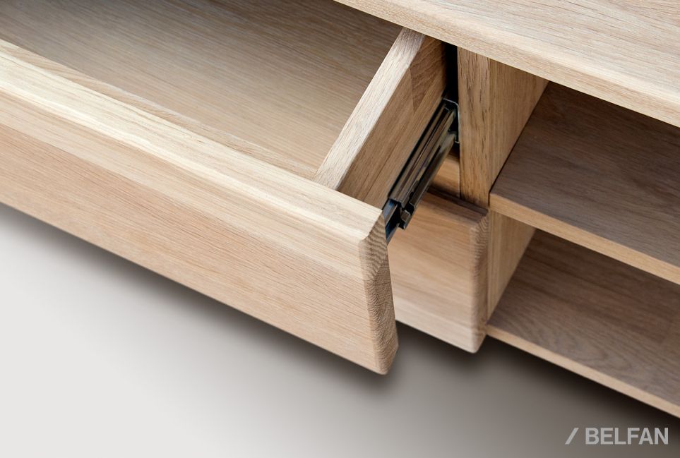 Тумба под ТВ "Норд" массив дуба 6