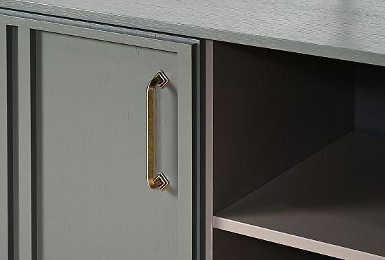 Тумба 4-х дв. "Чикаго" массив и шпон дуба 10