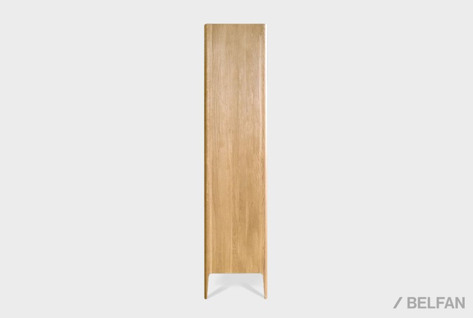 Витрина 2-х дверная "Bergamo" массив дуба 8