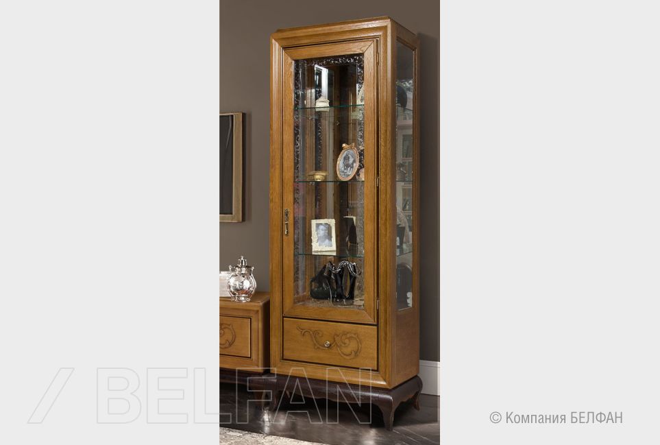 Шкаф с витриной 1-но дв. "Соната" (правый) массив и шпон дуба 1