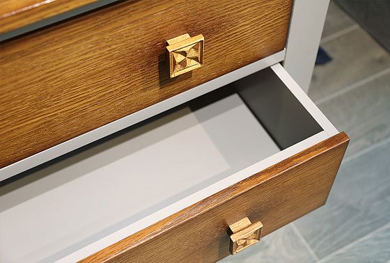 Комод "Бриансон" массив и шпон дуба, МДФ 7